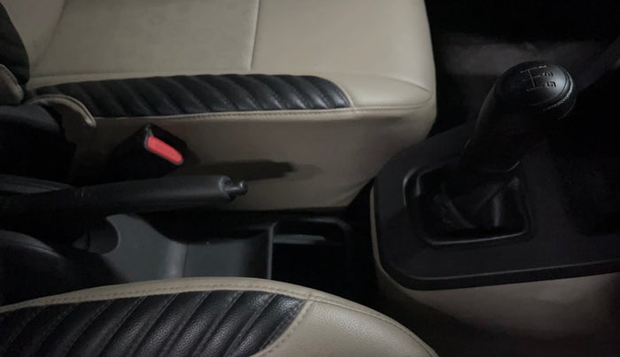 2019 Maruti New Wagon-R LXI CNG (O) 1.0, CNG, Manual, 56,888 km, Gear Lever