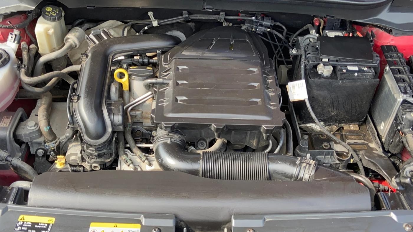 2021 Skoda KUSHAQ AMBITION 1.0L TSI MT, Petrol, Manual, 48,846 km, Engine View