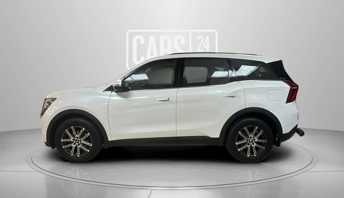 2021 Mahindra XUV700 AX 7 LUXURY P AT 7 STR, Petrol, Automatic, 38,032 km, Left Side