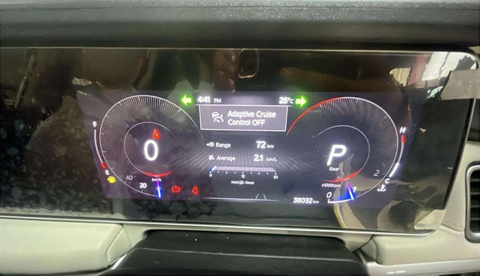 2021 Mahindra XUV700 AX 7 LUXURY P AT 7 STR, Petrol, Automatic, 38,032 km, Odometer Image