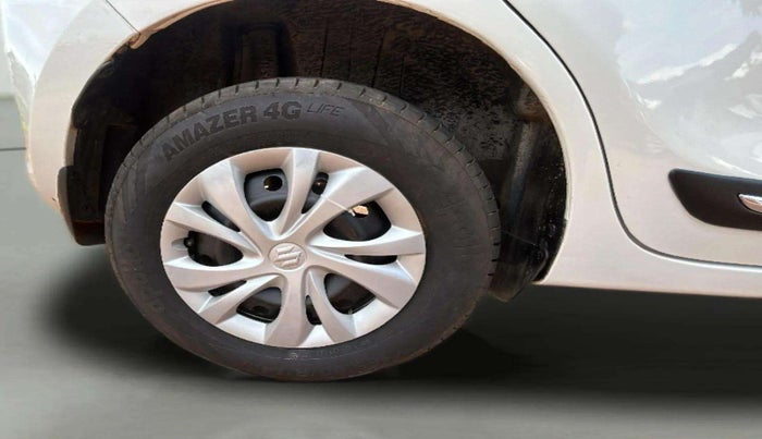 2022 Maruti Swift VXI AMT, Petrol, Automatic, 50,396 km, Right Rear Wheel
