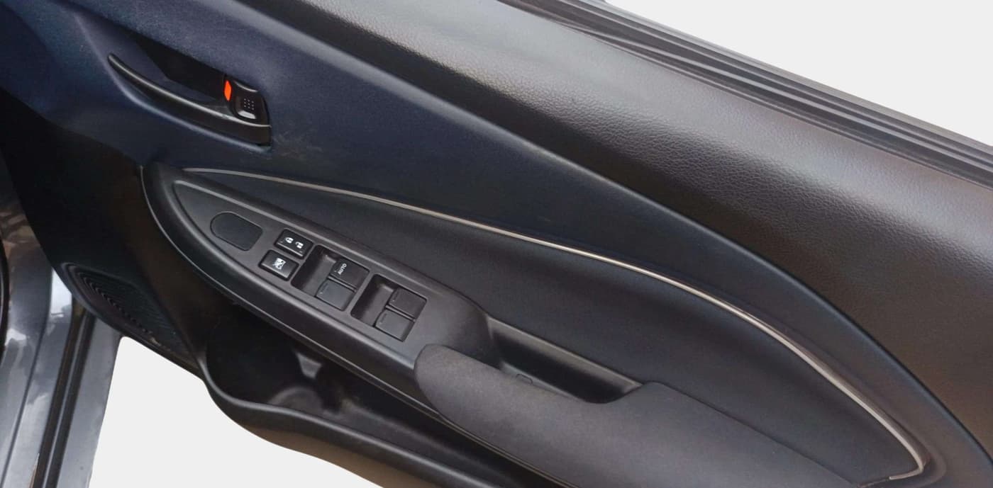 2022 Maruti Baleno SIGMA PETROL 1.2, Petrol, Manual, 40,383 km, Driver Side Door Panels Control