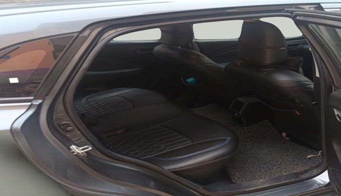 2022 Maruti Baleno SIGMA PETROL 1.2, Petrol, Manual, 40,383 km, Right Side Rear Door Cabin