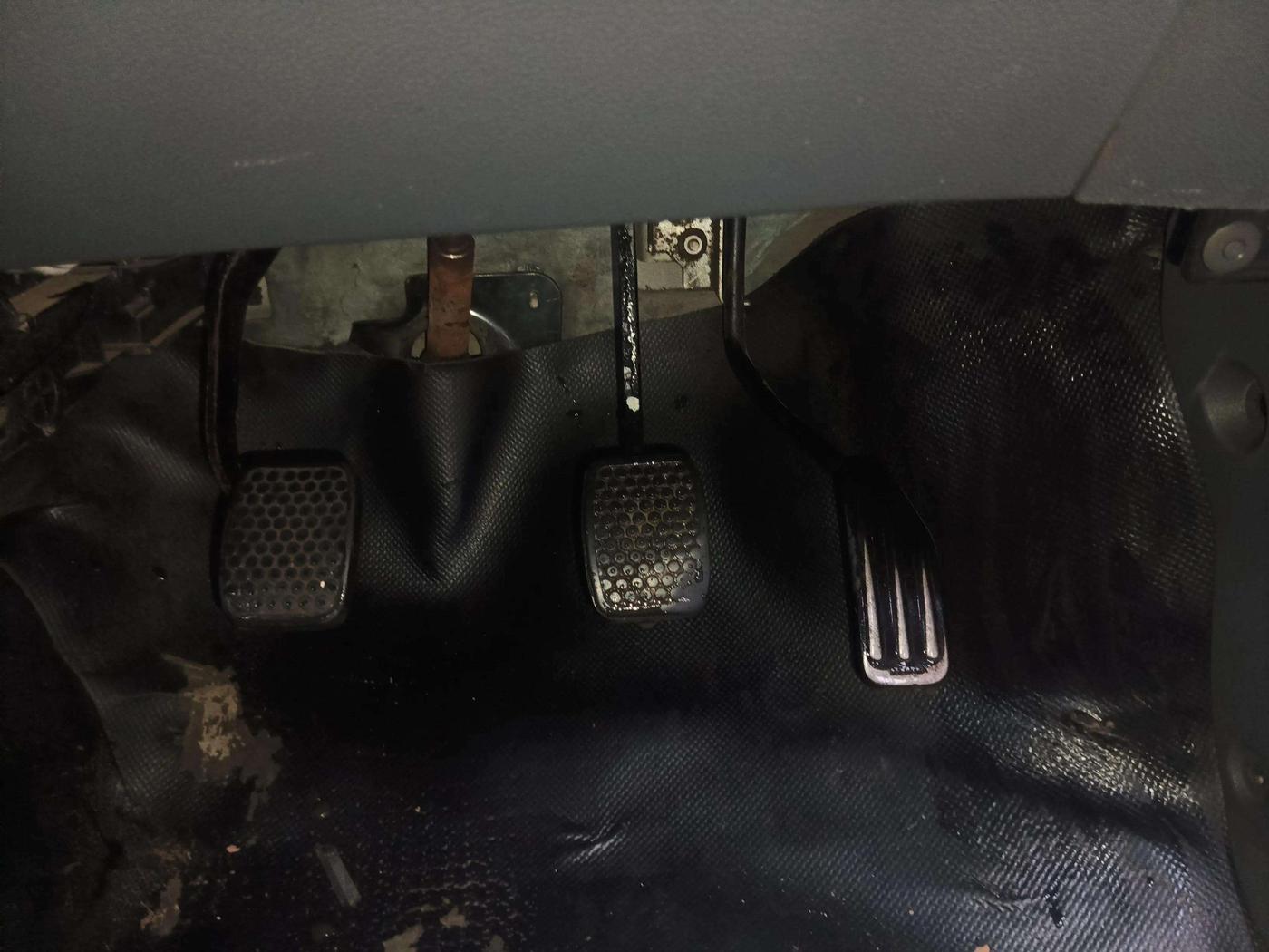 2014 Maruti Alto 800 LXI CNG, CNG, Manual, 75,038 km, Pedals