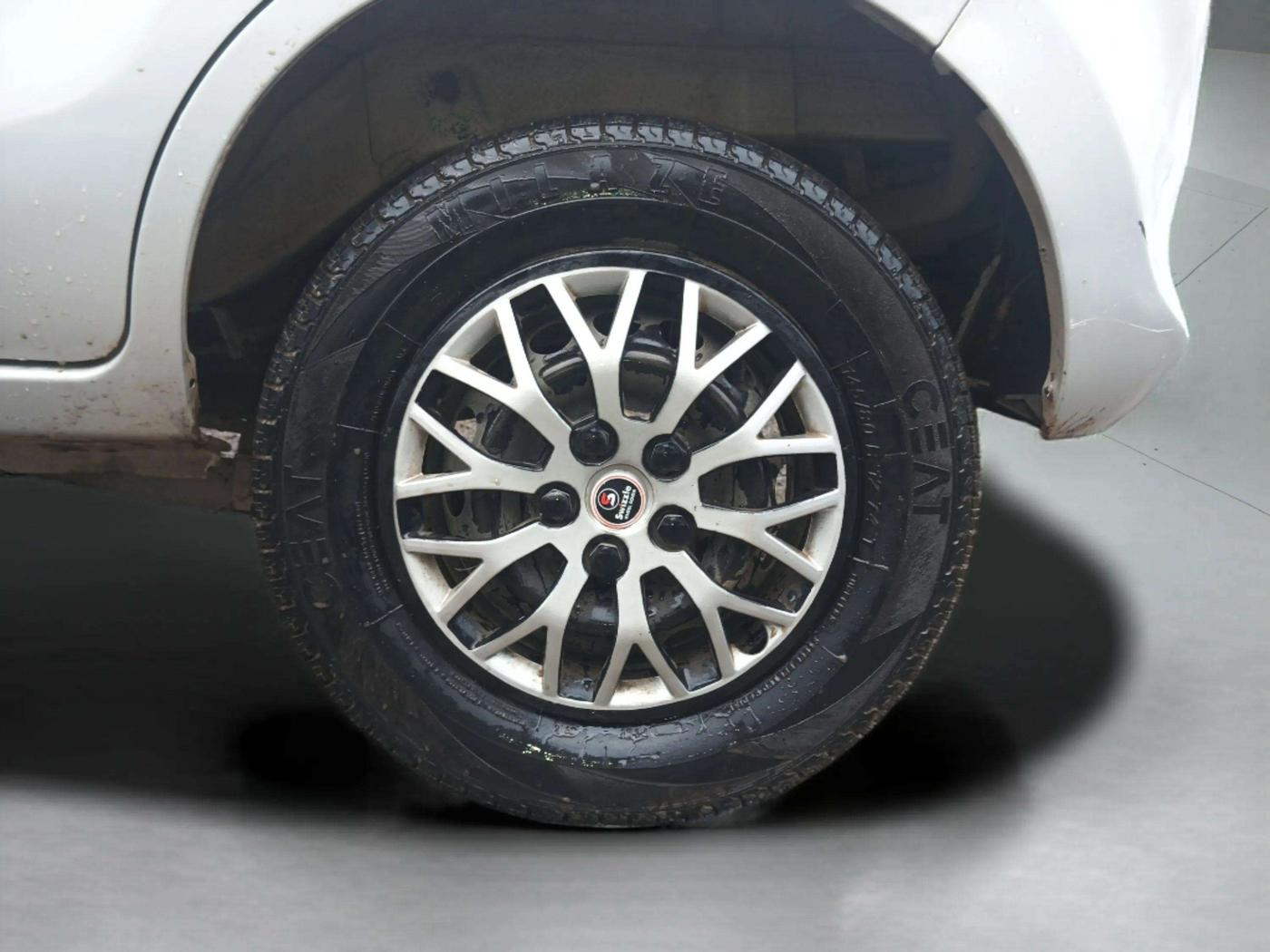 2014 Maruti Alto 800 LXI CNG, CNG, Manual, 75,038 km, Left Rear Wheel