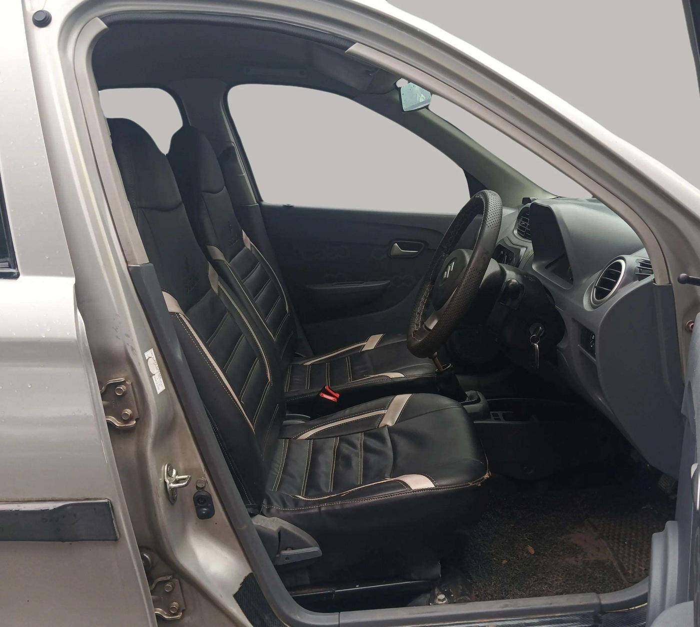 2014 Maruti Alto 800 LXI CNG, CNG, Manual, 75,038 km, Right Side Front Door Cabin