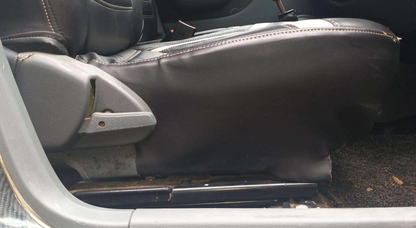 2014 Maruti Alto 800 LXI CNG, CNG, Manual, 75,038 km, Driver Side Adjustment Panel