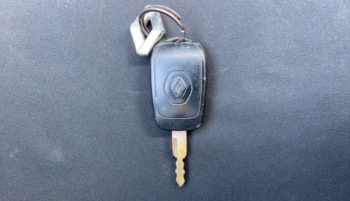 2017 Renault Kwid RXL, Petrol, Manual, 41,567 km, Key Close Up