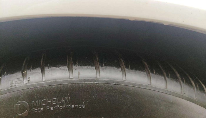 2023 Volvo XC 90 B6 INSCRIPTION, Petrol, Automatic, 29,162 km, Left Rear Tyre Tread