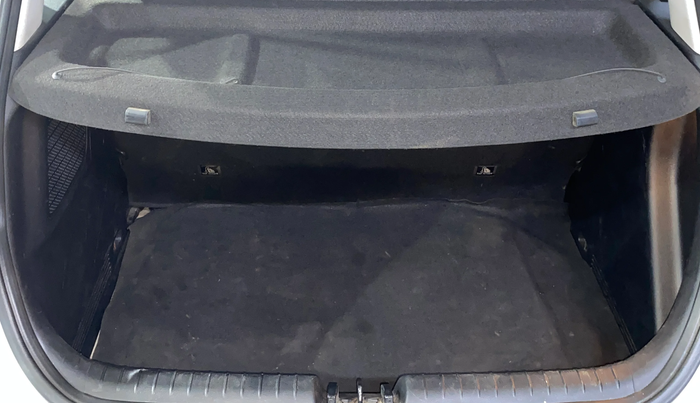 2020 Hyundai NEW I20 ASTA (O) 1.2 MT, Petrol, Manual, 53,976 km, Boot Inside