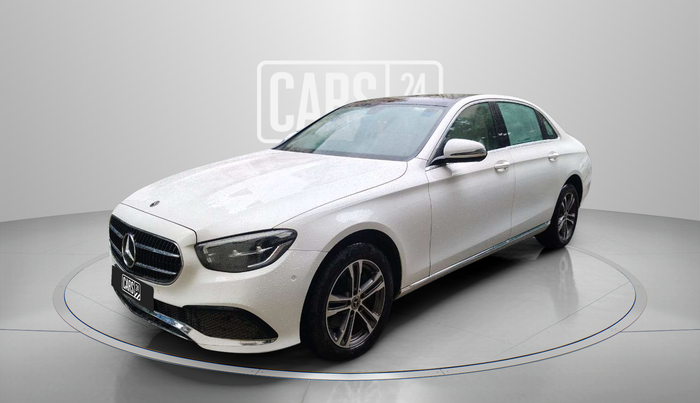 2021 Mercedes Benz E Class E 200 EXCLUSIVE, Petrol, Automatic, 28,107 km, Left Front Diagonal