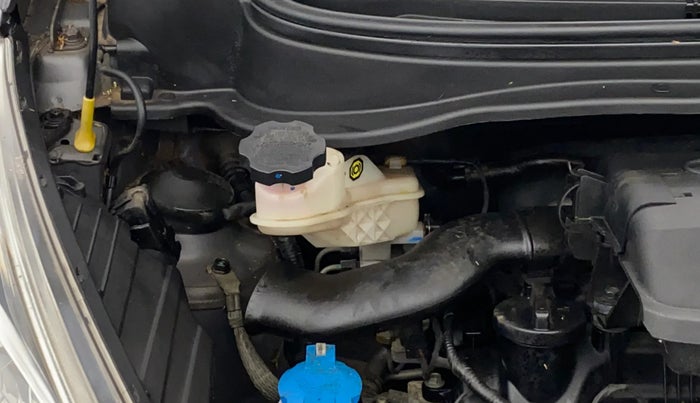 2016 Hyundai Eon 1.0 MAGNA +, Petrol, Manual, 15,182 km, Engine View - Right