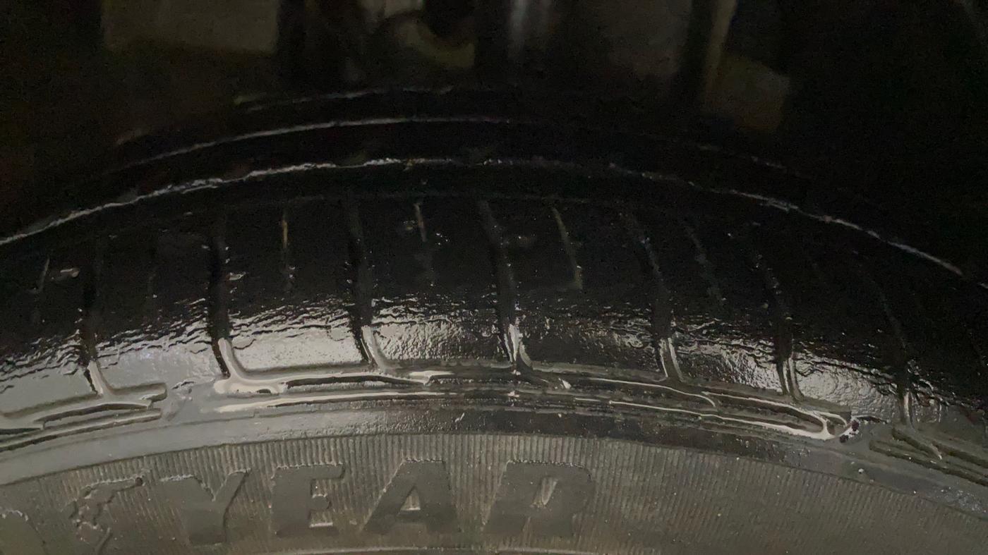 2021 Tata TIGOR XZA PLUS PETROL, Petrol, Automatic, 32,301 km, Left Front Tyre Tread