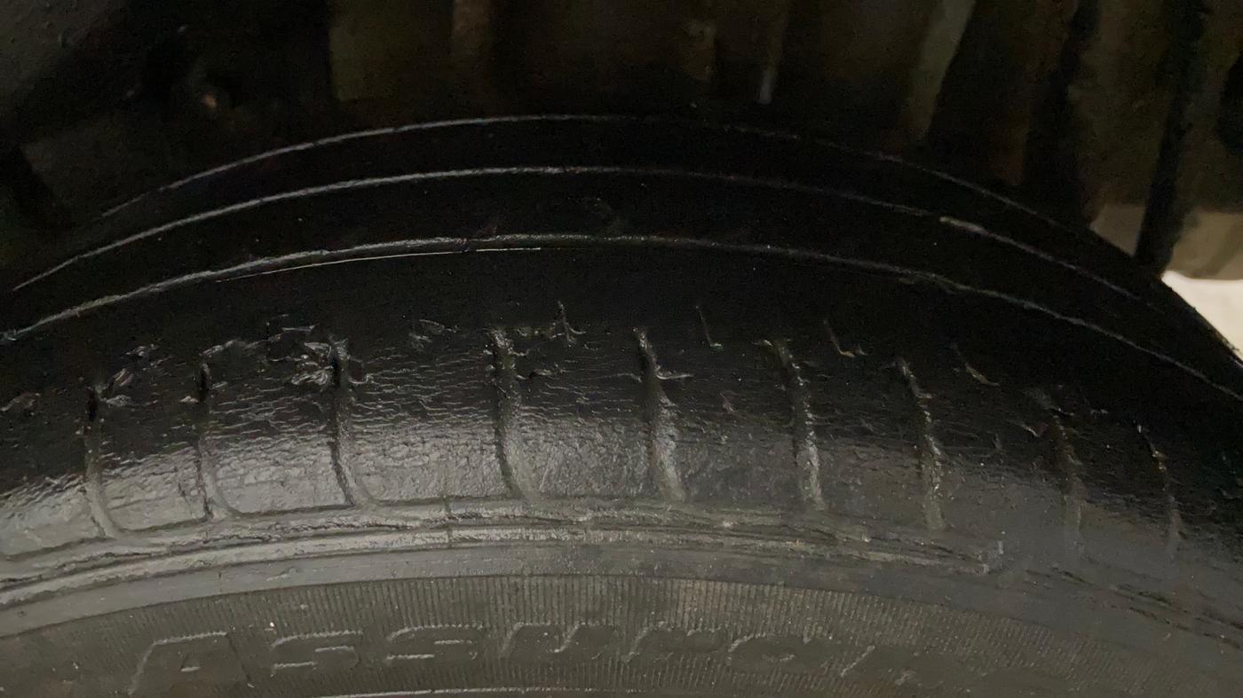 2021 Tata TIGOR XZA PLUS PETROL, Petrol, Automatic, 32,301 km, Left Rear Tyre Tread