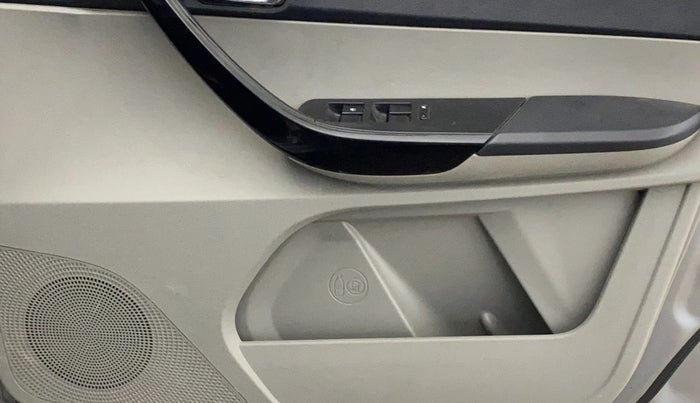 2019 Tata Tiago XZ PLUS PETROL, Petrol, Manual, 67,045 km, Driver Side Door Panels Control
