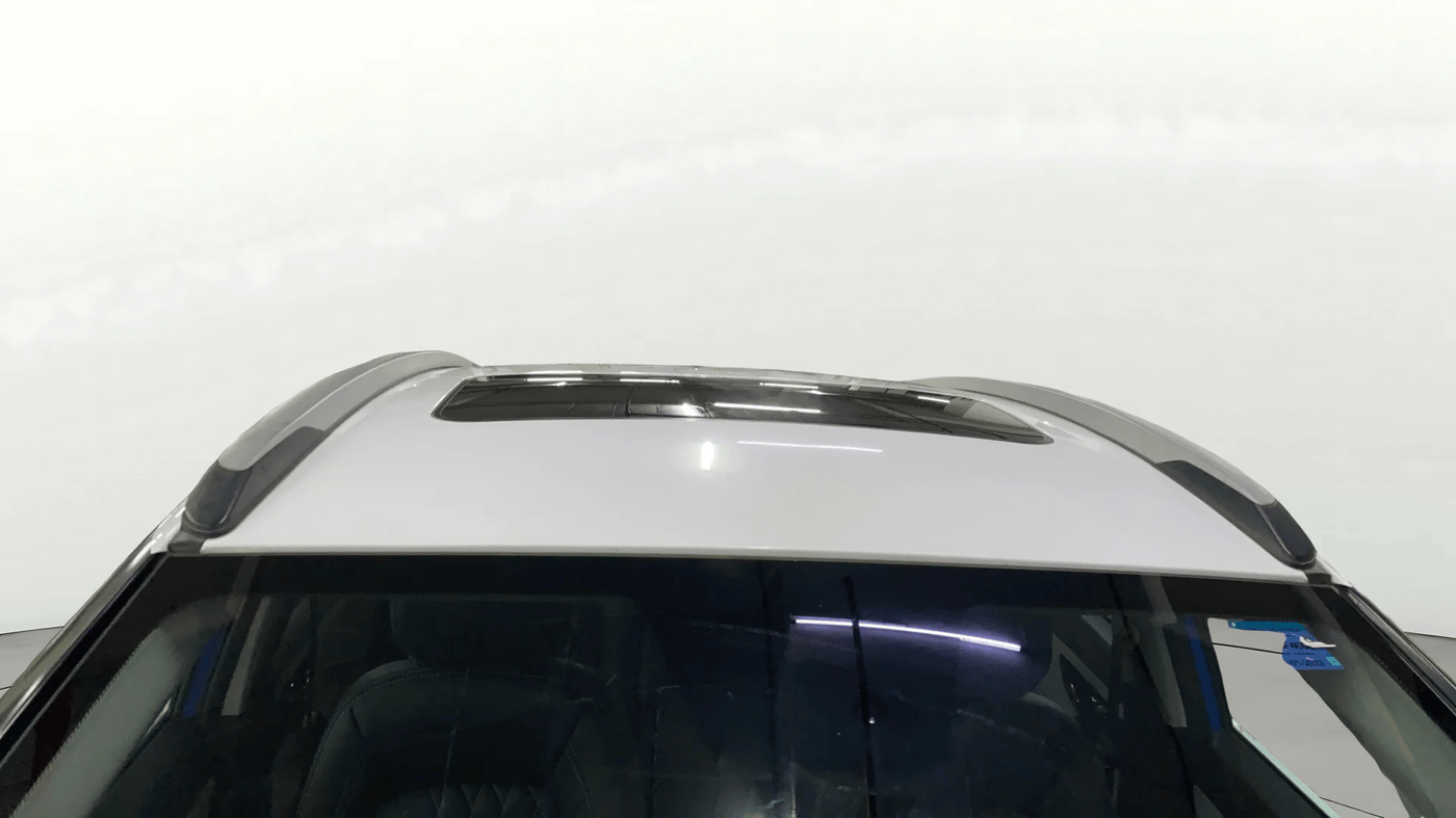 2020 Tata NEXON XZ PLUS (O) PETROL DUAL TONE, Petrol, Manual, 61,167 km, Moonroof/ Sunroof
