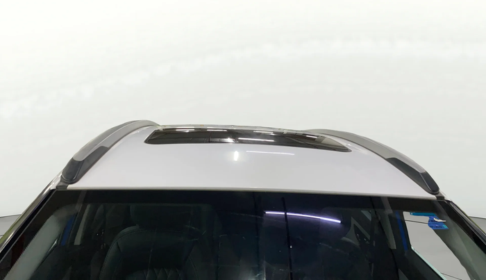 2020 Tata NEXON XZ PLUS (O) PETROL DUAL TONE, Petrol, Manual, 61,167 km, Moonroof/ Sunroof