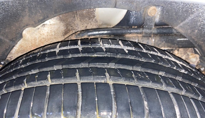 2018 Mahindra XUV500 W7 AT, Diesel, Automatic, 61,087 km, Left Rear Tyre Tread