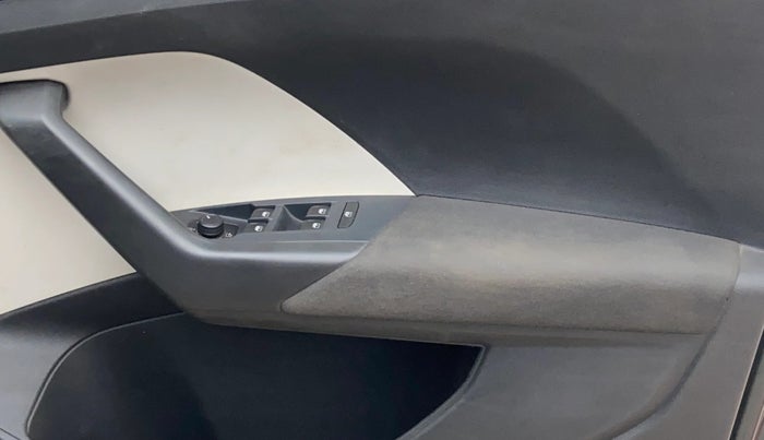 2022 Volkswagen TAIGUN HIGHLINE 1.0 TSI MT, Petrol, Manual, 67,559 km, Driver Side Door Panels Control