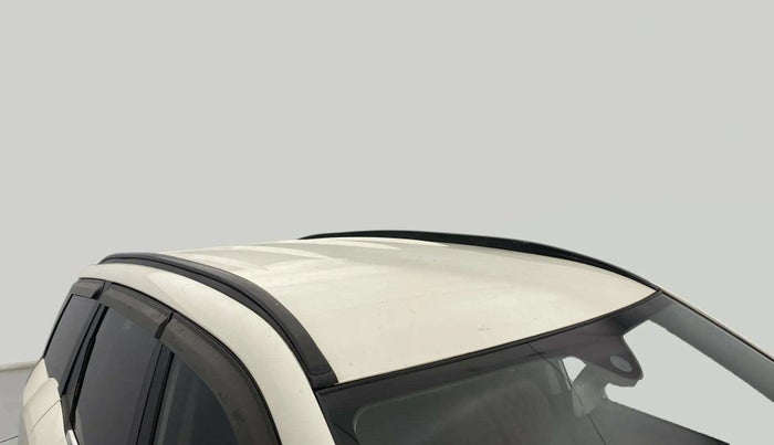 2020 Mahindra XUV500 W11, Diesel, Manual, 1,18,923 km, Roof