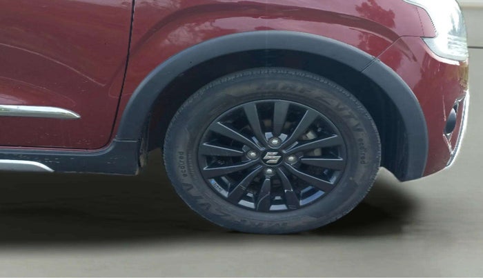 2023 Maruti New Wagon-R ZXI PLUS 1.2 AMT DUAL TONE, Petrol, Automatic, 27,012 km, Right Front Wheel