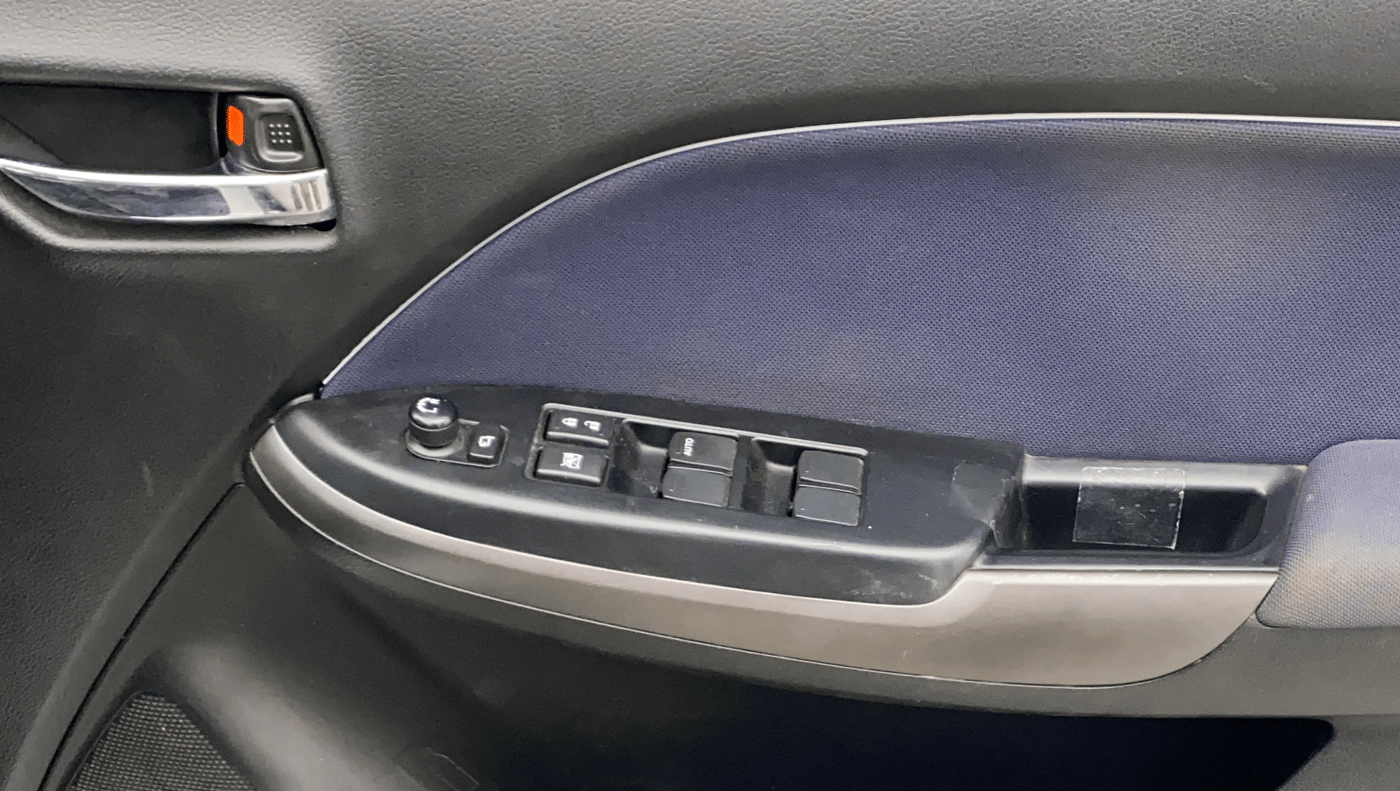 2019 Maruti Baleno ALPHA PETROL 1.2, Petrol, Manual, 84,333 km, Driver Side Door Panels Control