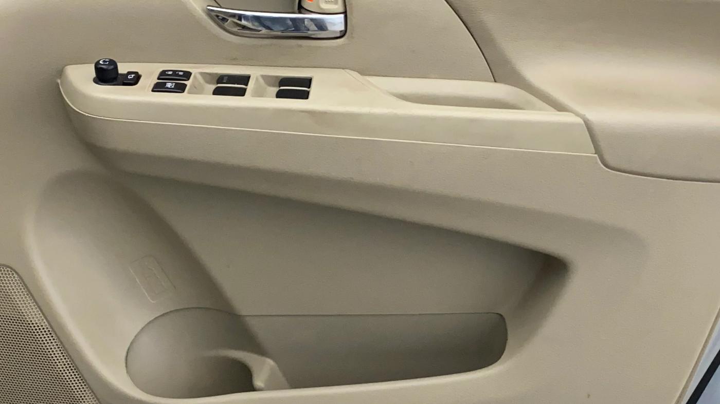 2023 Maruti Ertiga ZXI+ SHVS, Petrol, Manual, 24,284 km, Driver Side Door Panels Control