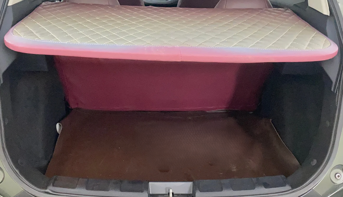 2021 Tata NEXON XM SUNROOF PETROL, Petrol, Manual, 43,865 km, Boot Inside