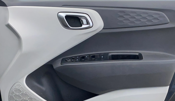 2019 Hyundai GRAND I10 NIOS SPORTZ AMT 1.2 KAPPA VTVT, Petrol, Automatic, 41,171 km, Driver Side Door Panels Control