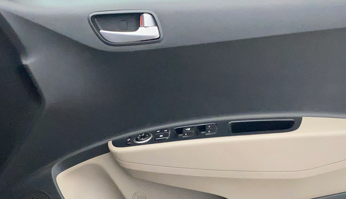 2019 Hyundai Grand i10 SPORTZ 1.2 KAPPA VTVT, CNG, Manual, 58,999 km, Driver Side Door Panels Control