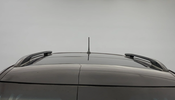 2021 Mahindra XUV300 W8 1.5 DIESEL, Diesel, Manual, 71,441 km, Moonroof/ Sunroof