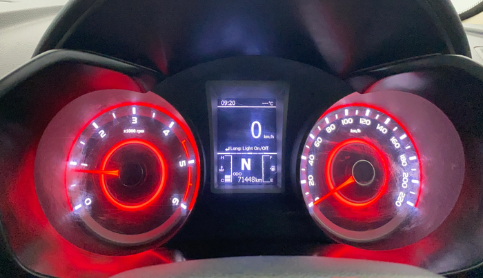 2021 Mahindra XUV300 W8 1.5 DIESEL, Diesel, Manual, 71,441 km, Odometer Image