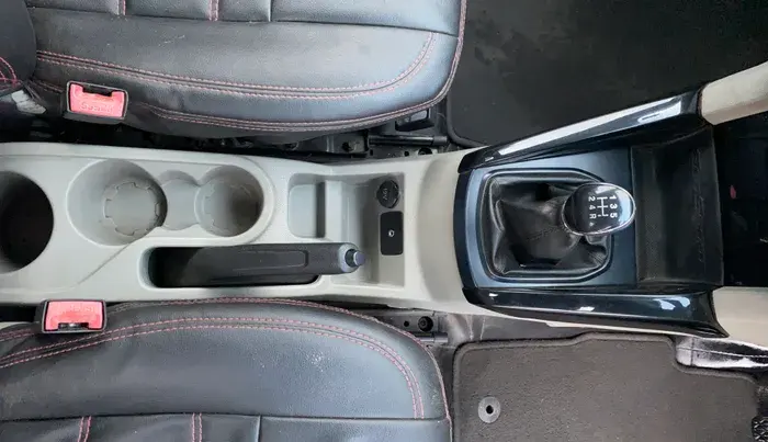2018 Ford Ecosport TITANIUM 1.5L SPORTS(SUNROOF) DIESEL, Diesel, Manual, 34,543 km, Gear Lever