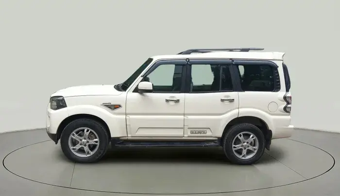 2020 Mahindra Scorpio S11 2WD, Diesel, Manual, 94,872 km, Left Side