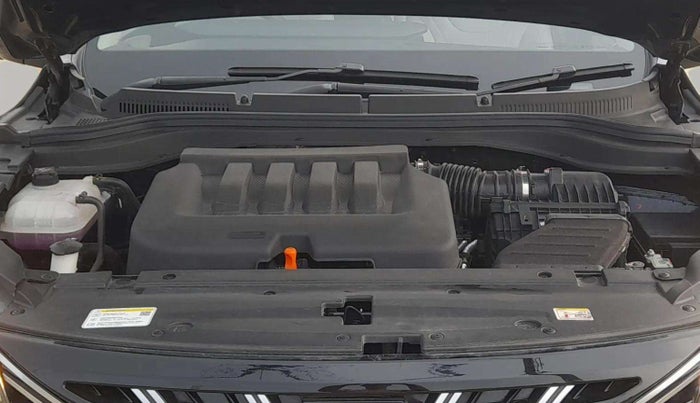 2024 Mahindra XUV700 AX 7 LUXURY P AT 7 STR, Petrol, Automatic, 7,497 km, Engine View