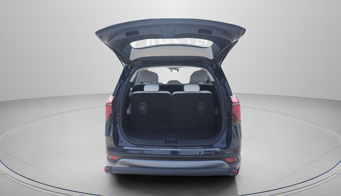 2024 Mahindra XUV700 AX 7 LUXURY P AT 7 STR, Petrol, Automatic, 7,497 km, Boot Door Open