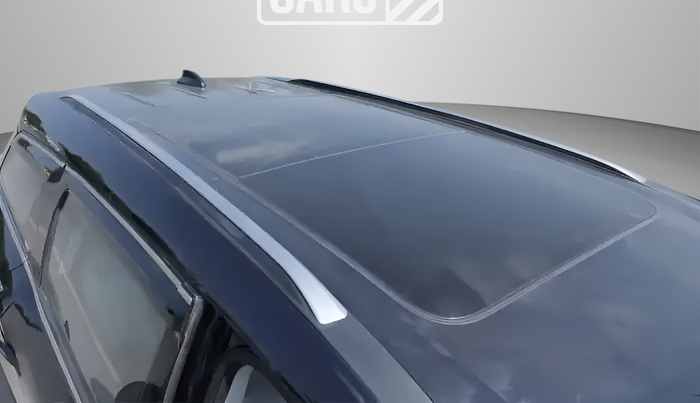 2024 Mahindra XUV700 AX 7 LUXURY P AT 7 STR, Petrol, Automatic, 7,497 km, Roof