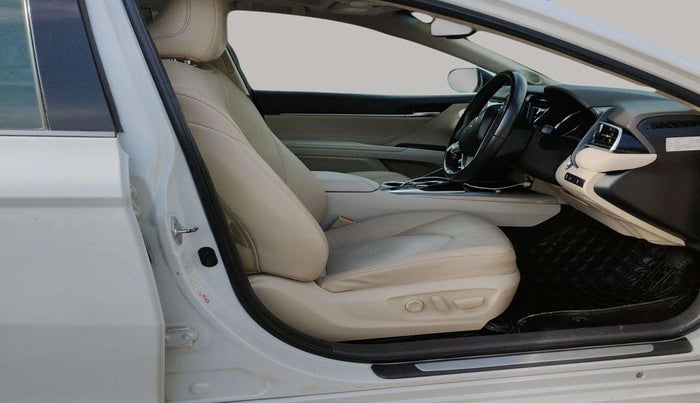 2021 Toyota Camry HYBRID, Hybrid, Automatic, 39,751 km, Right Side Front Door Cabin