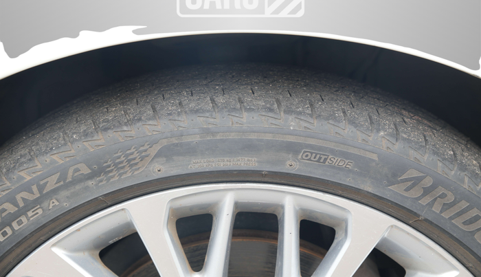 2021 Toyota Camry HYBRID, Hybrid, Automatic, 39,751 km, Left Rear Tyre Tread