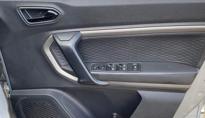 2021 Renault Kiger RXZ MT, Petrol, Manual, 42,552 km, Driver Side Door Panels Control