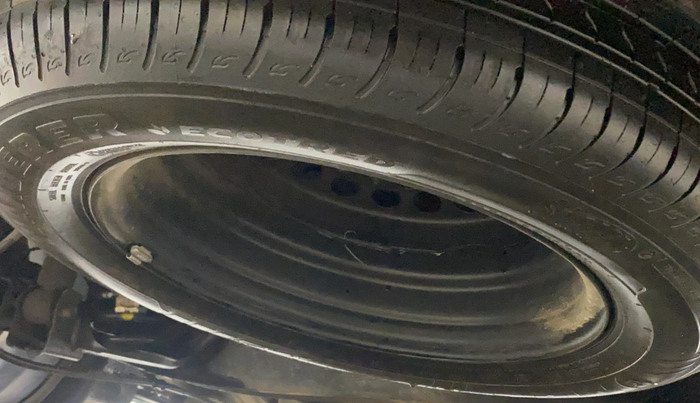 2022 KIA CARENS LUXURY PLUS 1.4 PETROL 6 STR, Petrol, Manual, 80,093 km, Spare Tyre