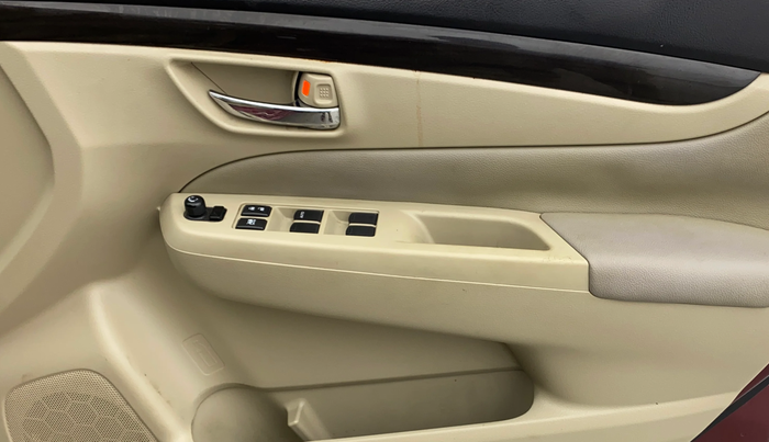 2015 Maruti Ciaz ZXI, Petrol, Manual, 44,028 km, Driver Side Door Panels Control