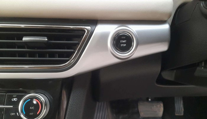 2024 Mahindra XUV700 AX 7 Luxury Pack Petrol AT 6 STR, Petrol, Automatic, 13,276 km, Keyless Start/ Stop Button