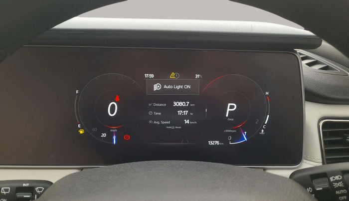 2024 Mahindra XUV700 AX 7 Luxury Pack Petrol AT 6 STR, Petrol, Automatic, 13,276 km, Odometer Image