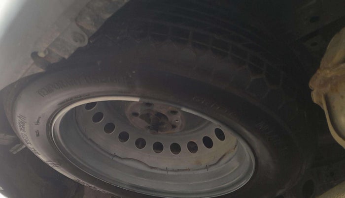 2024 Mahindra XUV700 AX 7 Luxury Pack Petrol AT 6 STR, Petrol, Automatic, 13,276 km, Spare Tyre