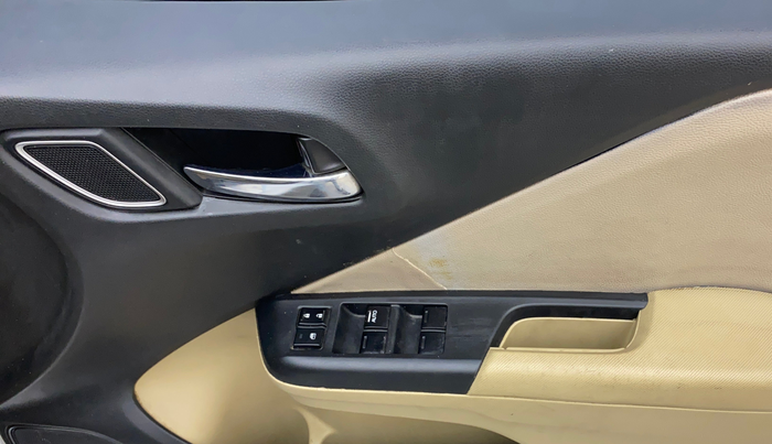 2017 Honda City 1.5L I-VTEC V MT, Petrol, Manual, 55,748 km, Driver Side Door Panels Control