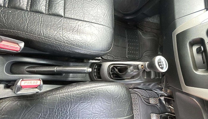2010 Maruti Wagon R 1.0 VXI, Petrol, Manual, 1,18,037 km, Gear Lever