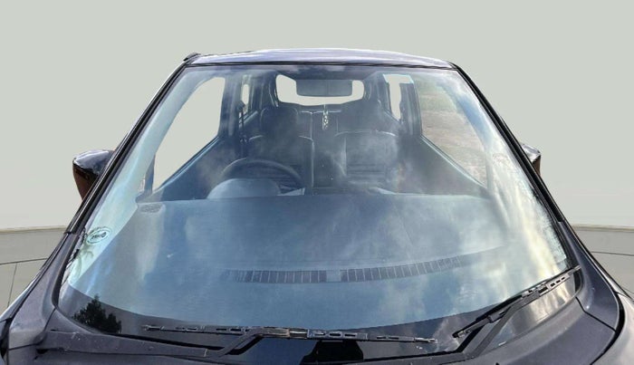 2010 Maruti Wagon R 1.0 VXI, Petrol, Manual, 1,18,037 km, Front Windshield