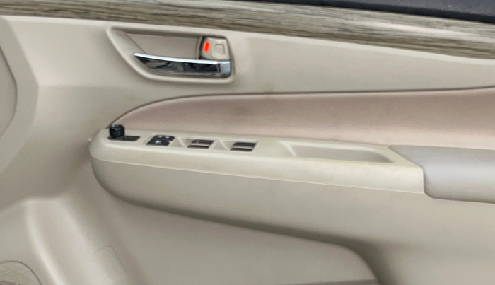 2020 Maruti Ciaz DELTA 1.5 SHVS MT PETROL, Petrol, Manual, 24,200 km, Driver Side Door Panels Control
