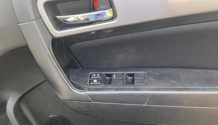 2021 Maruti Vitara Brezza ZXI PLUS, Petrol, Manual, 68,975 km, Driver Side Door Panels Control